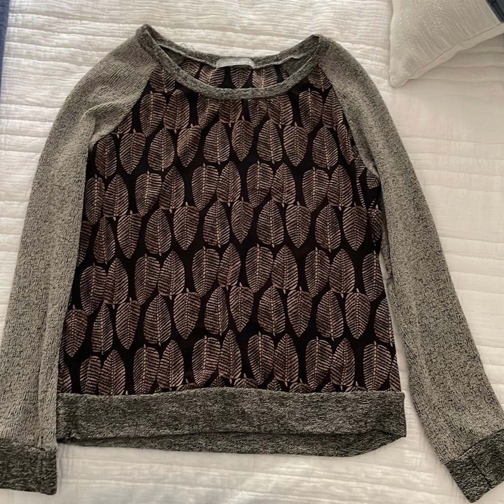 Olivia Moon leaf print top -M